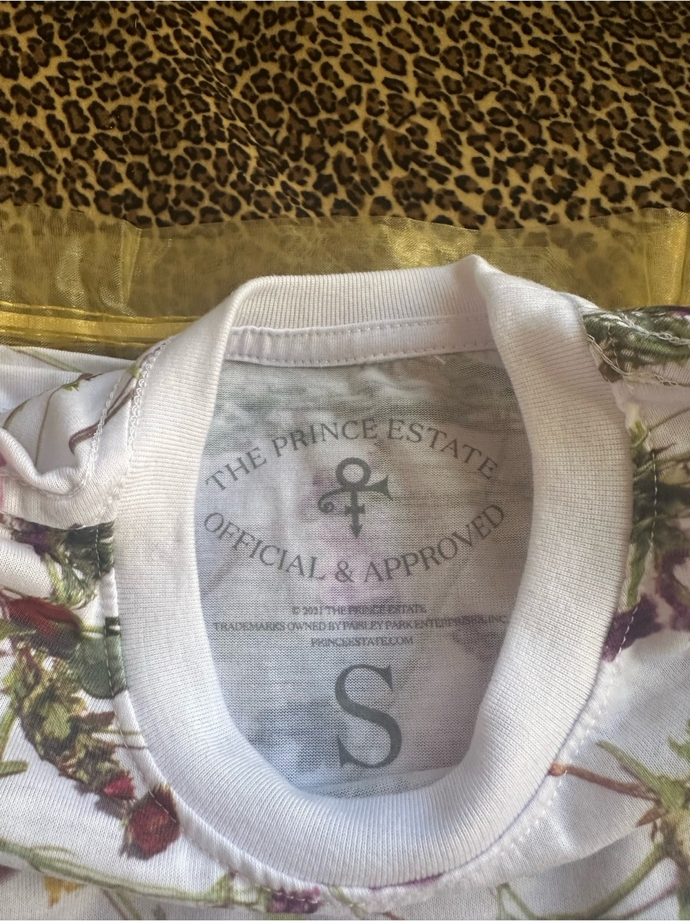 Prince Purple Rain Tee Shirt Small - Picture 2 of 2